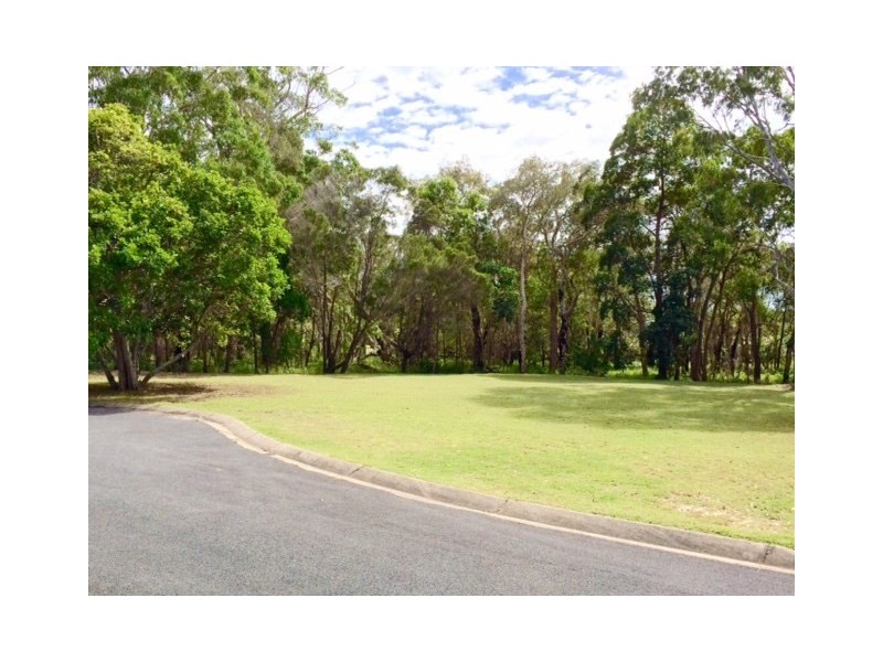 24 Kawana Street, Amity Point QLD 4183