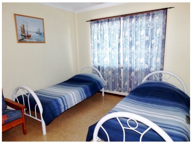 29 Ballow Street, Amity Point QLD 4183