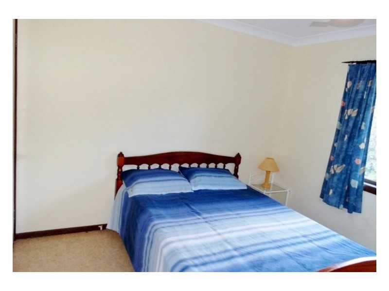 29 Ballow Street, Amity Point QLD 4183