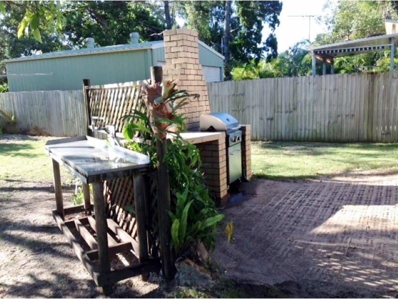 29 Ballow Street, Amity Point QLD 4183