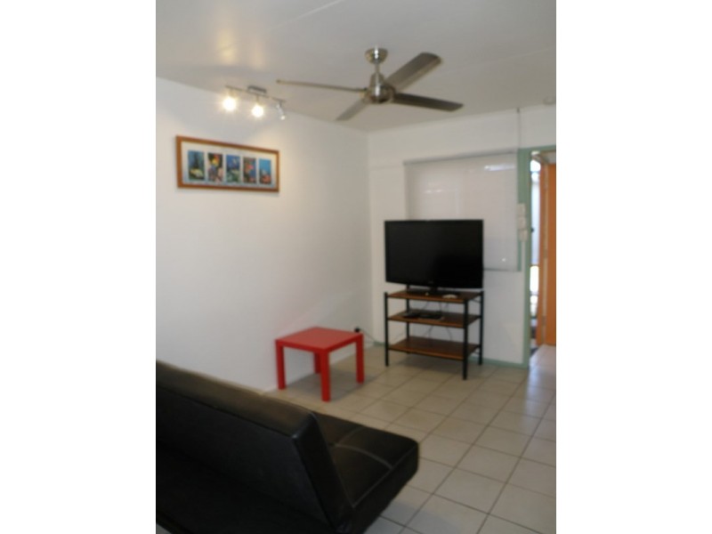 2/17 Bigoon, Point Lookout QLD 4183