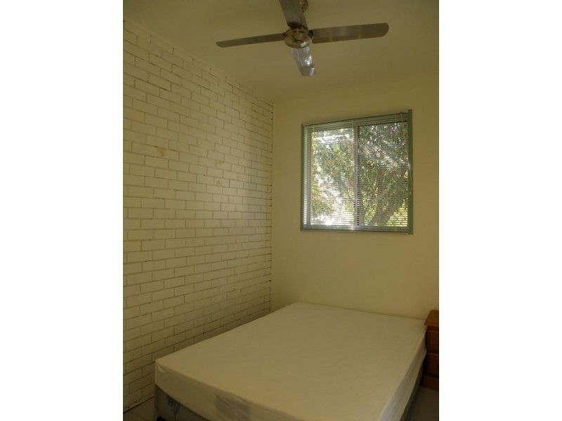 2/17 Bigoon, Point Lookout QLD 4183