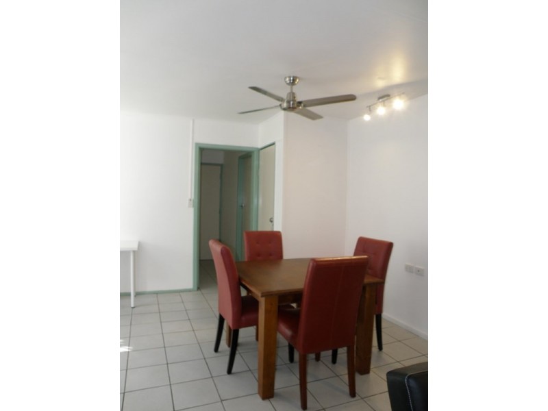 2/17 Bigoon, Point Lookout QLD 4183