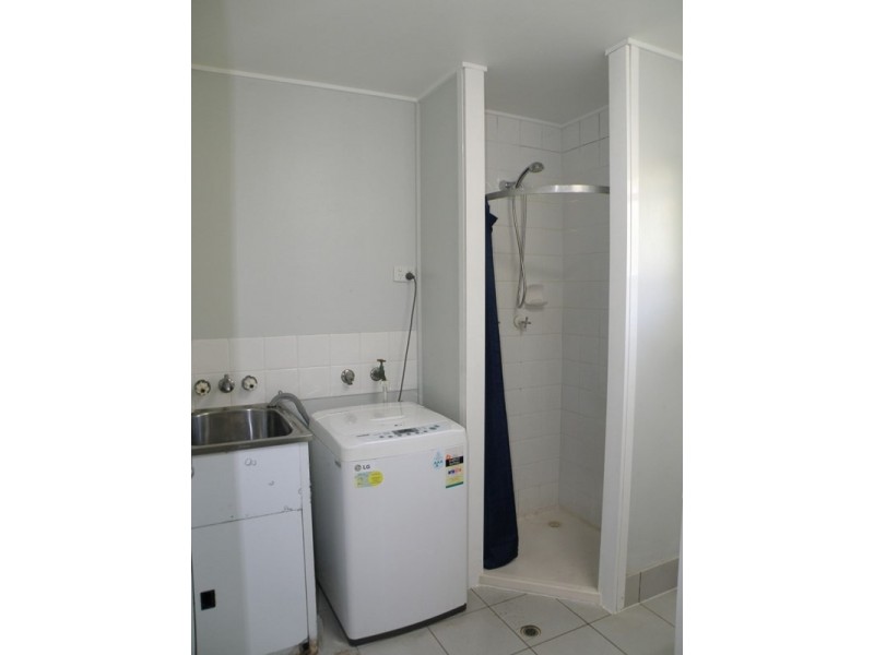 2/17 Bigoon, Point Lookout QLD 4183