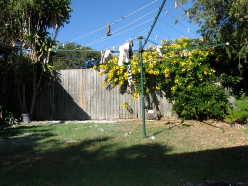 2/17 Bigoon, Point Lookout QLD 4183