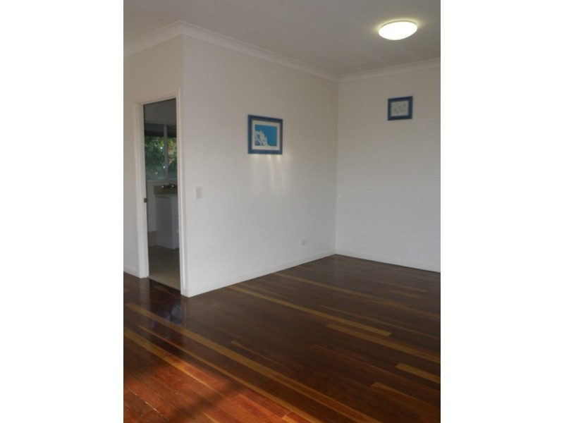 10a Yarrong Road, Point Lookout QLD 4183