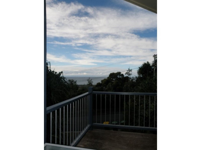 10a Yarrong Road, Point Lookout QLD 4183