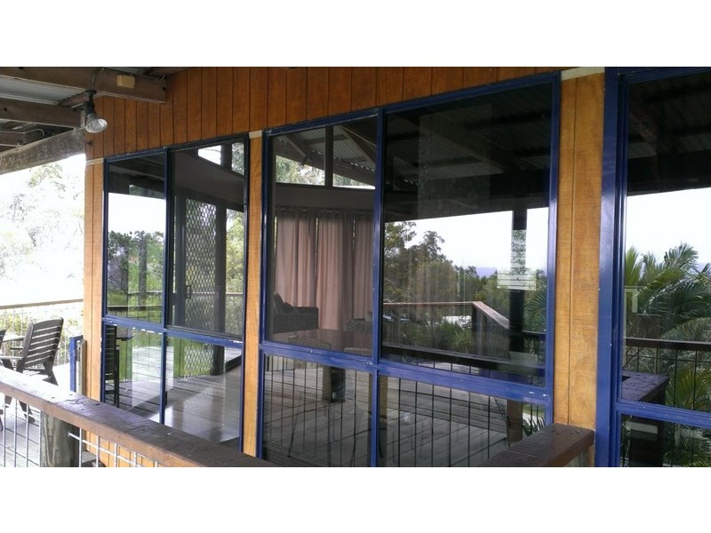 94 Tramican Street, Point Lookout QLD 4183