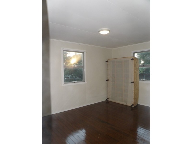 11 Pamphlet Street, Dunwich QLD 4183