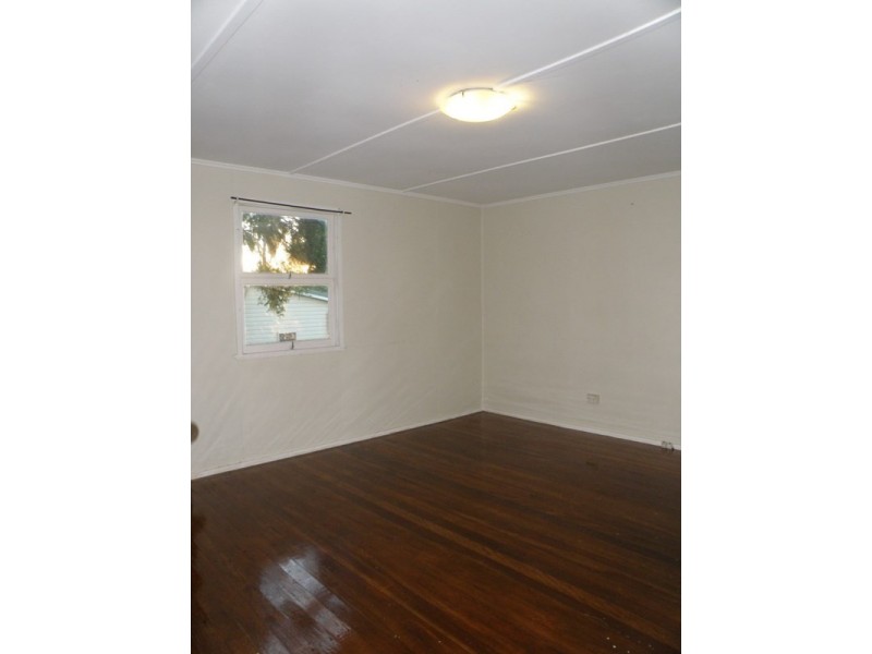 11 Pamphlet Street, Dunwich QLD 4183