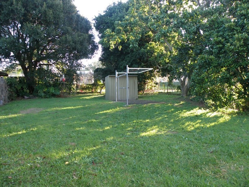 17 FRASER, Dunwich QLD 4183