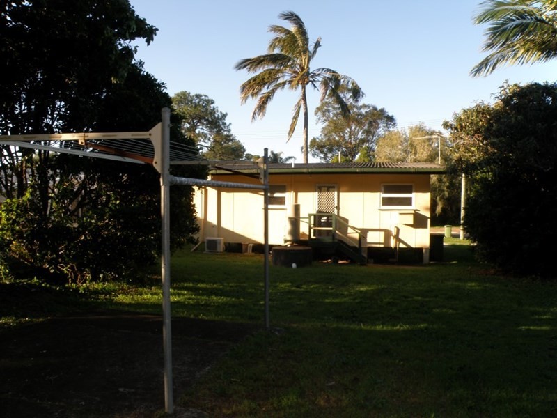 17 FRASER, Dunwich QLD 4183