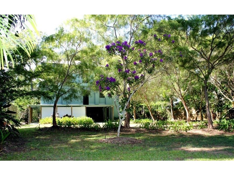 20 The Esplanade, Karragarra Island QLD 4184