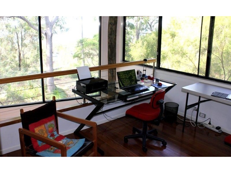 20 The Esplanade, Karragarra Island QLD 4184