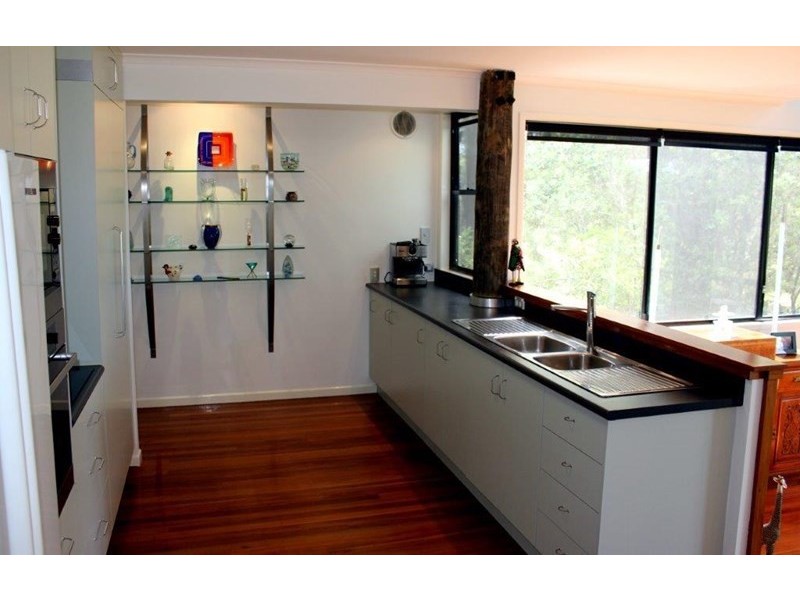 20 The Esplanade, Karragarra Island QLD 4184