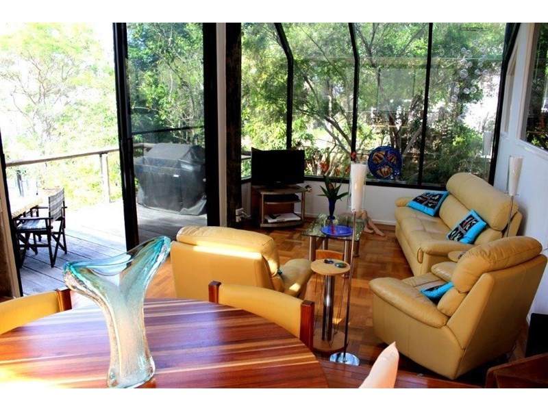 20 The Esplanade, Karragarra Island QLD 4184