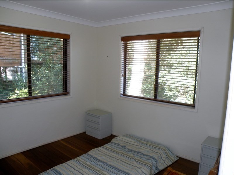 36 Tramican Street, Point Lookout QLD 4183