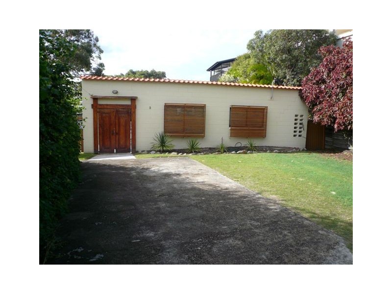 3 Karboora Drive, Point Lookout QLD 4183