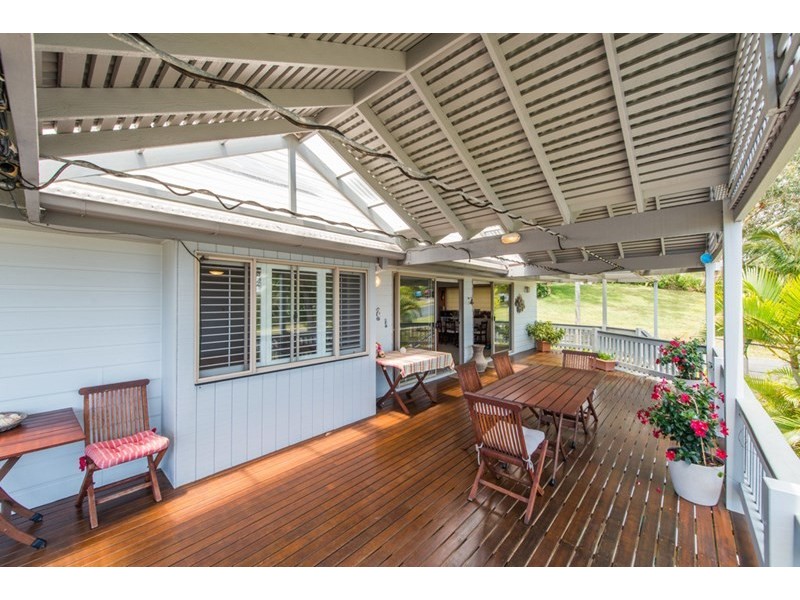 26 Cumming Parade, Point Lookout QLD 4183