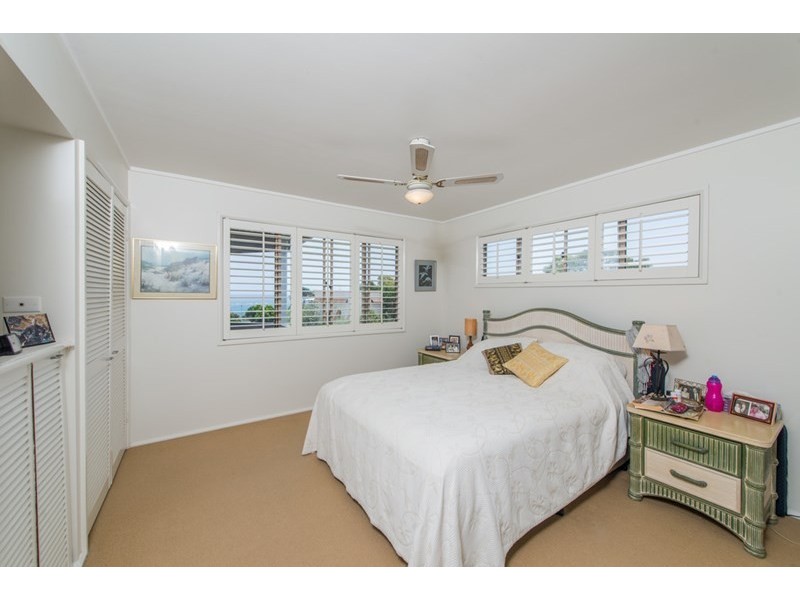 26 Cumming Parade, Point Lookout QLD 4183