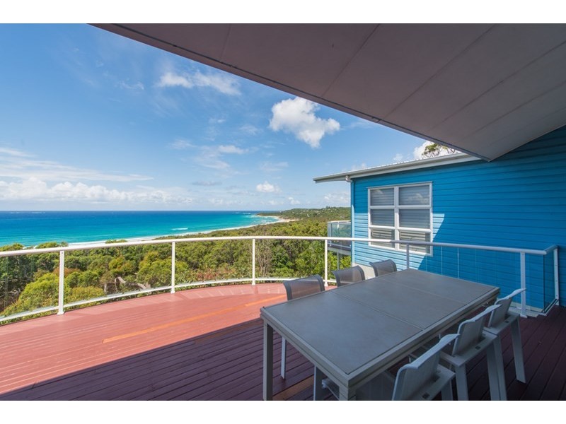 43 Tramican Street, Point Lookout QLD 4183