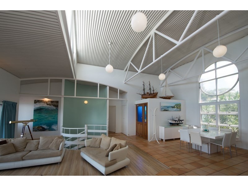 43 Tramican Street, Point Lookout QLD 4183