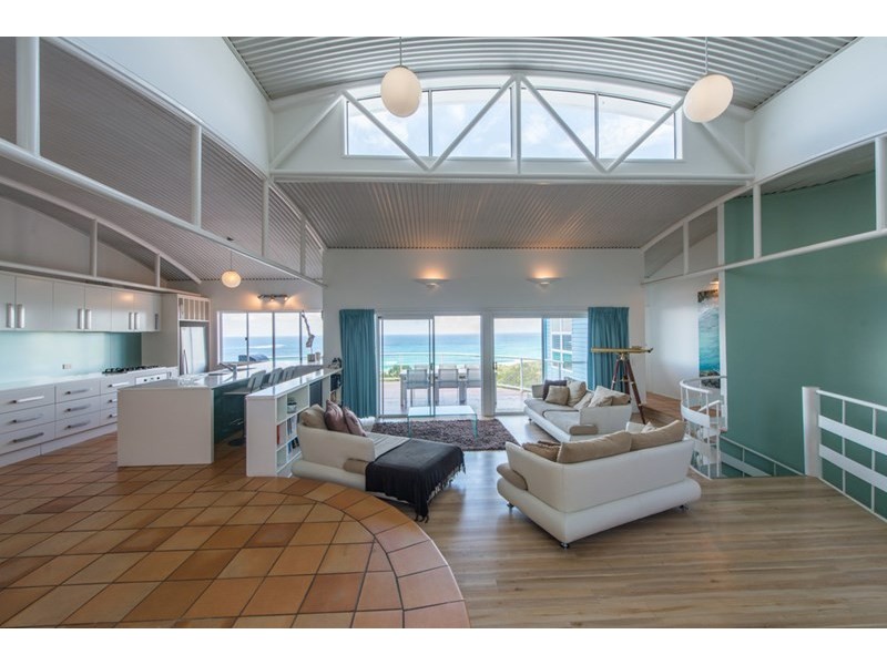 43 Tramican Street, Point Lookout QLD 4183