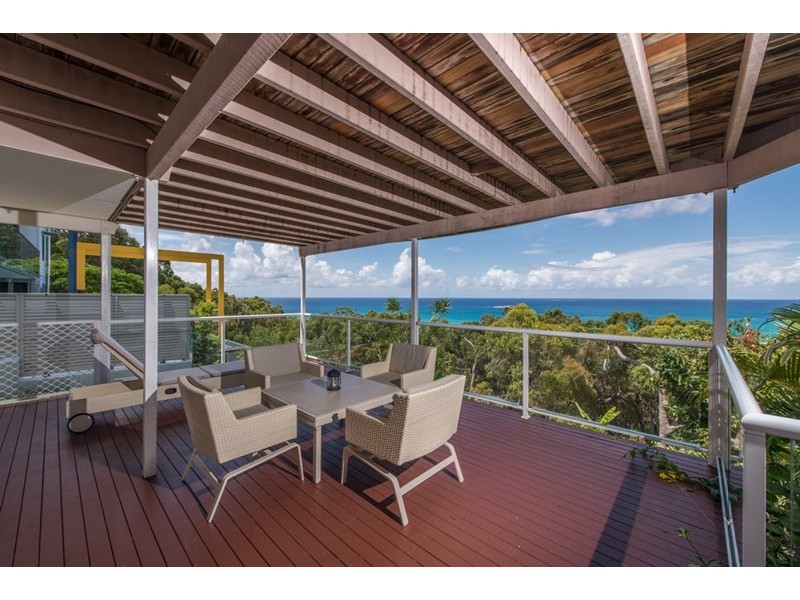 43 Tramican Street, Point Lookout QLD 4183