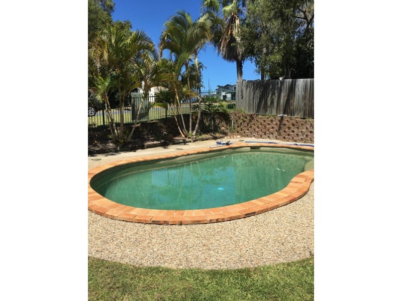 124 Tramican Street, Point Lookout QLD 4183