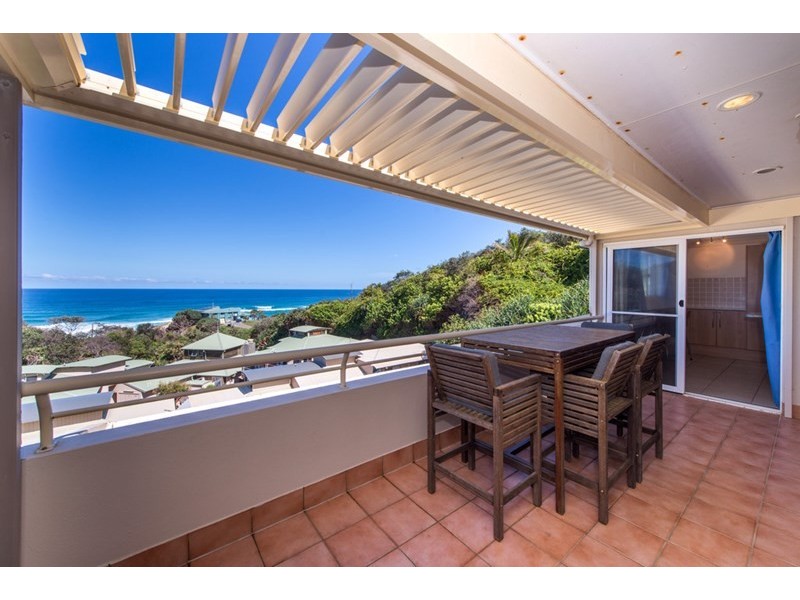 17/1-5 Samarinda Drive, Point Lookout QLD 4183