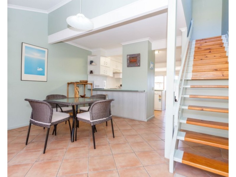 34/21 Cumming Parade, Point Lookout QLD 4183