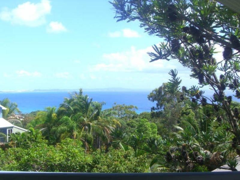 3 Donohue Street, Point Lookout QLD 4183