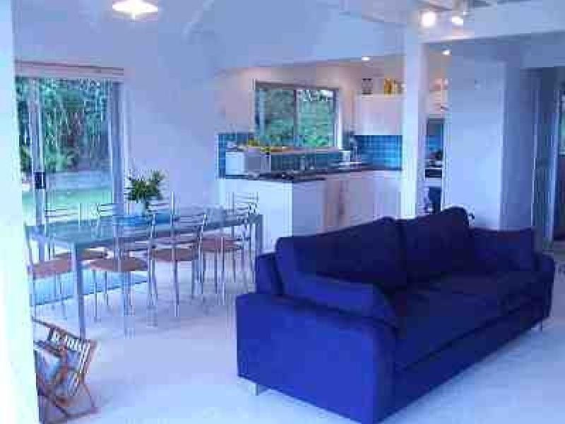 3 Donohue Street, Point Lookout QLD 4183