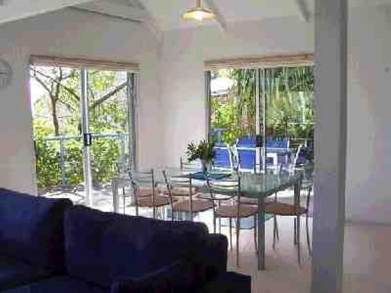 3 Donohue Street, Point Lookout QLD 4183