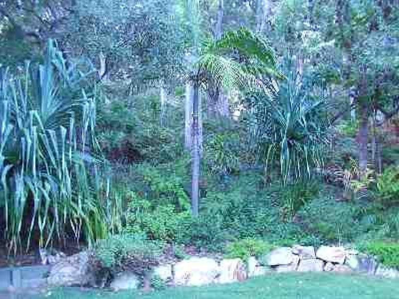 3 Donohue Street, Point Lookout QLD 4183