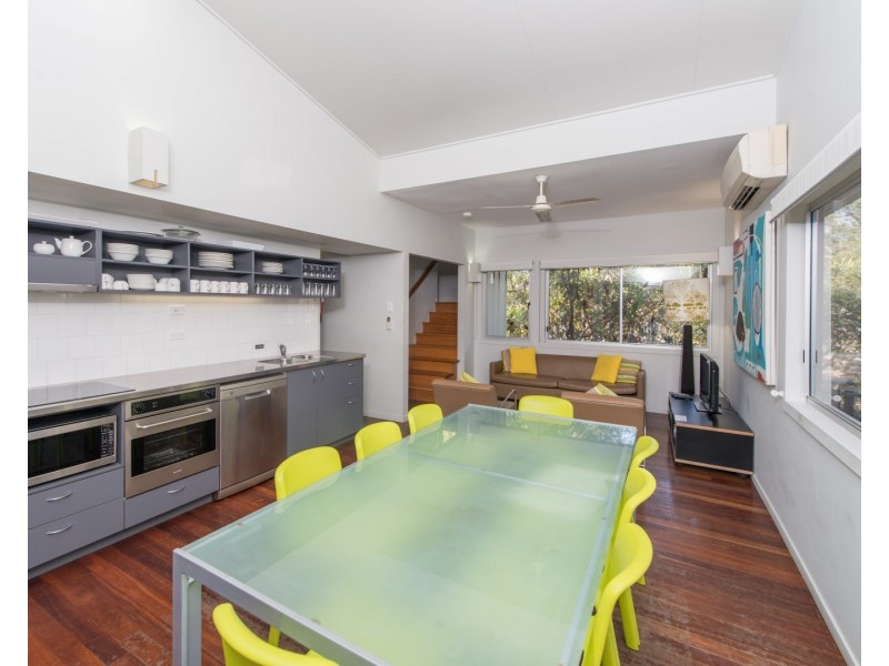 3/49 Dickson Way, Point Lookout QLD 4183