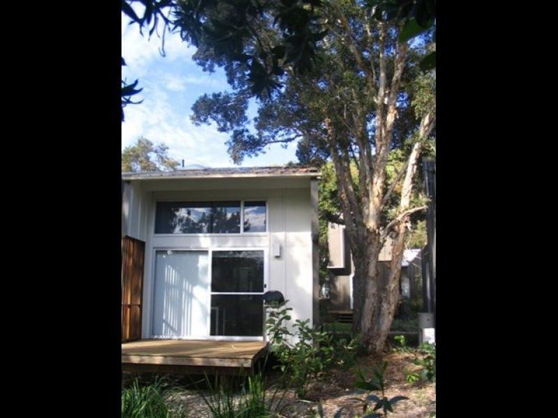 49 Dickson Way, Point Lookout QLD 4183