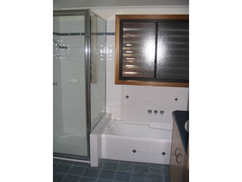 1/24 Samarinda Drive, Point Lookout QLD 4183