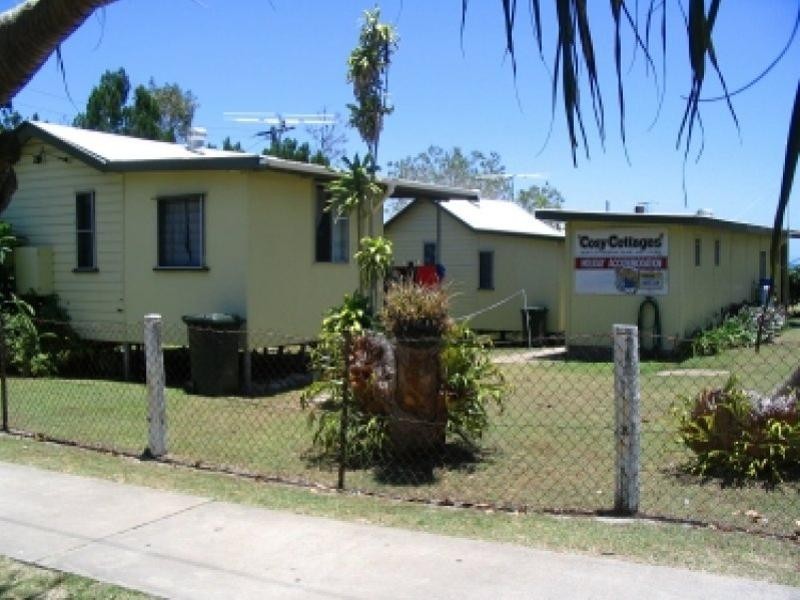 5 Ballow Street, Amity Point QLD 4183