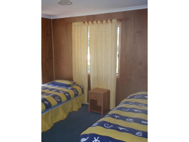 43 George Nothling Drive, Point Lookout QLD 4183