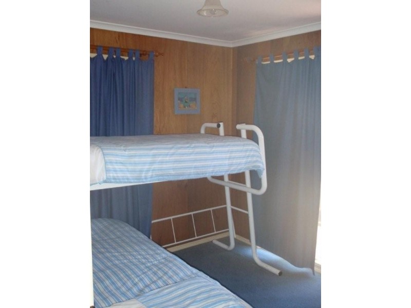 43 George Nothling Drive, Point Lookout QLD 4183