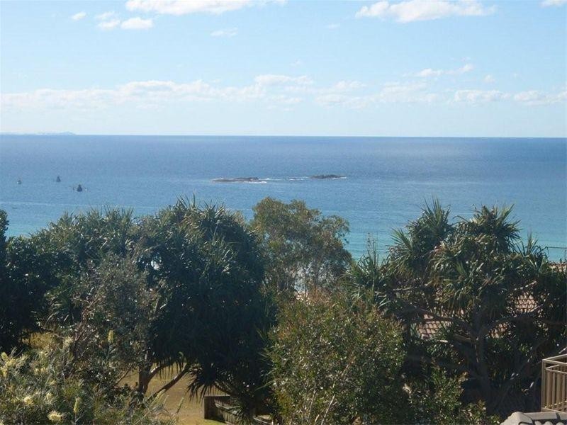 21 Cumming Parade, Point Lookout QLD 4183
