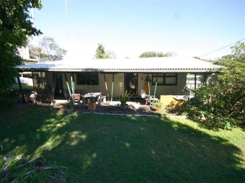75 Mooloomba Road, Point Lookout QLD 4183