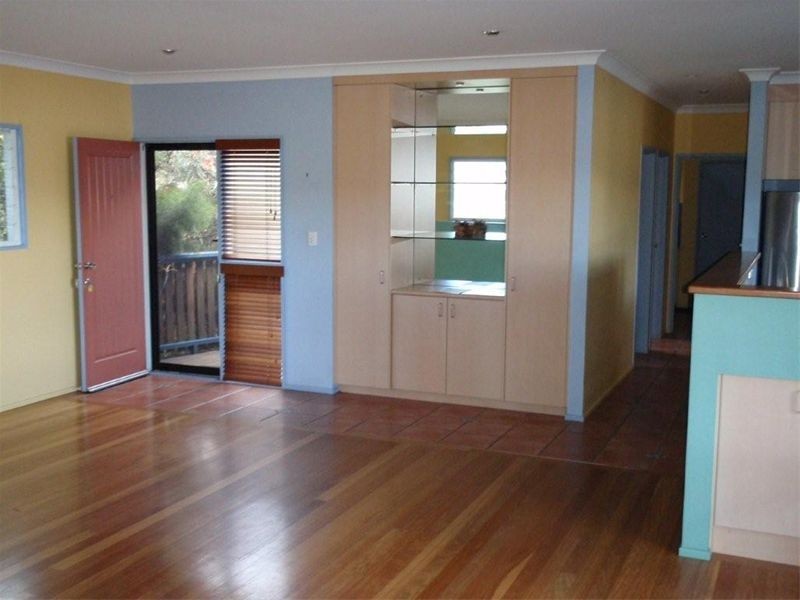 49 Cumming Parade, Point Lookout QLD 4183