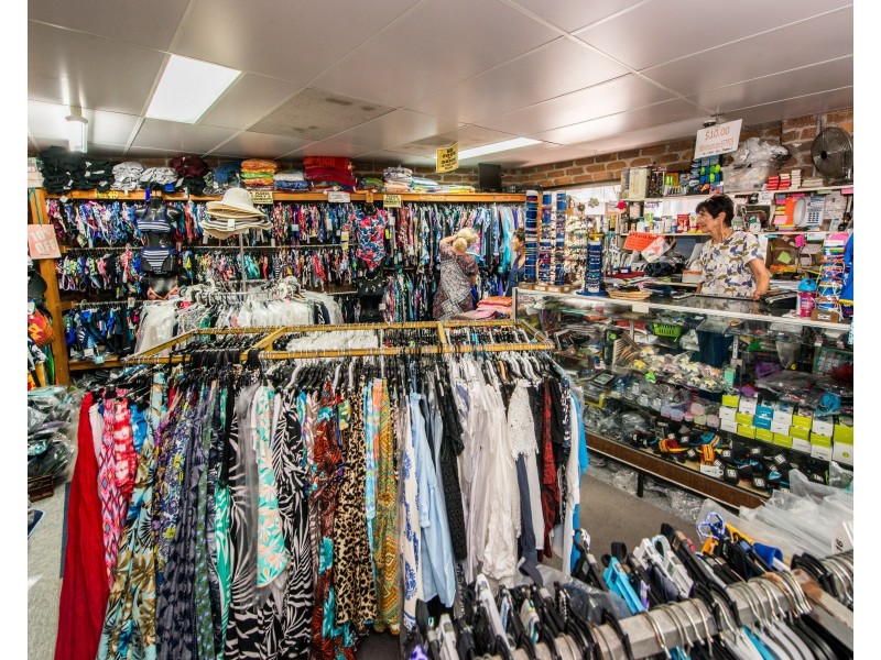 Shop 1/4 Meegera Place, Point Lookout QLD 4183