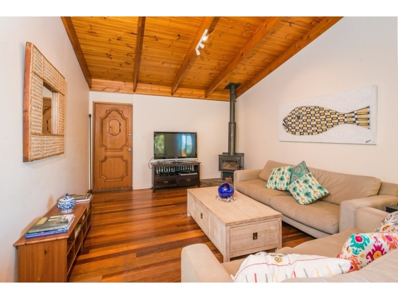 43 Cumming Parade, Point Lookout QLD 4183