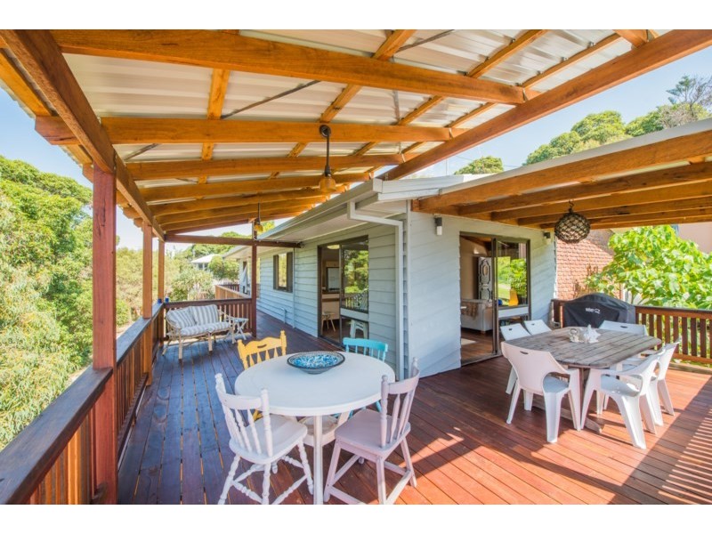 43 Cumming Parade, Point Lookout QLD 4183