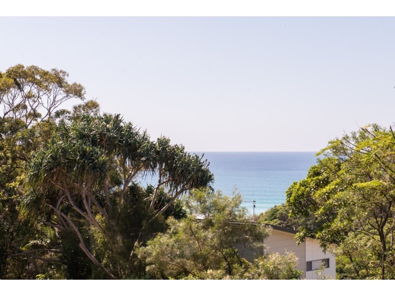 43 Cumming Parade, Point Lookout QLD 4183