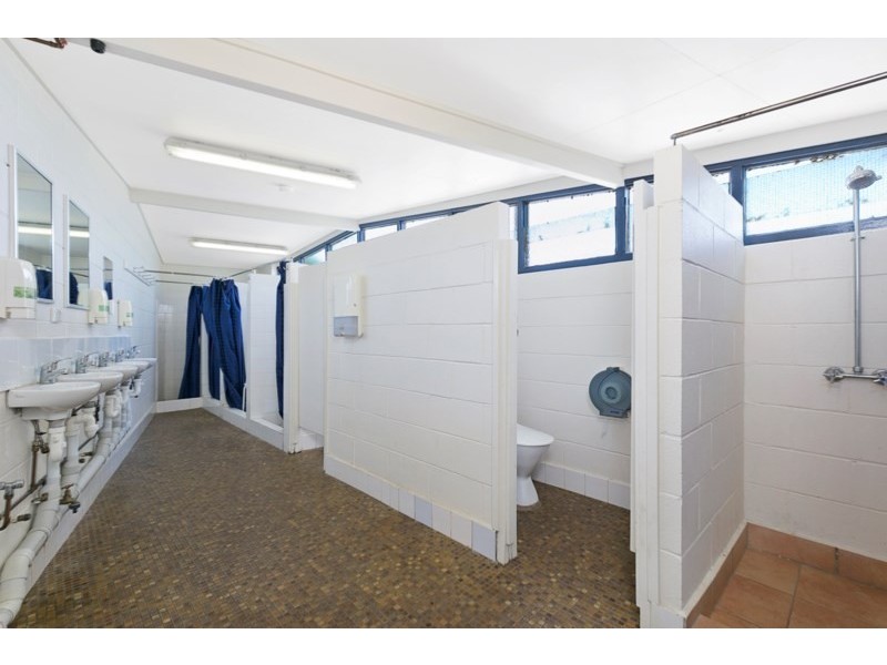 3-5 Cunningham Street, Dunwich QLD 4183