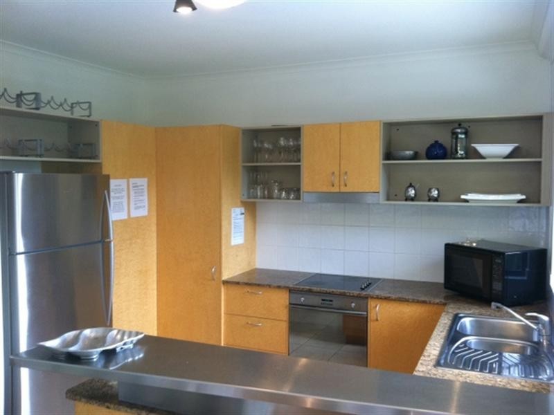 118 Mooloomba Road, Point Lookout QLD 4183